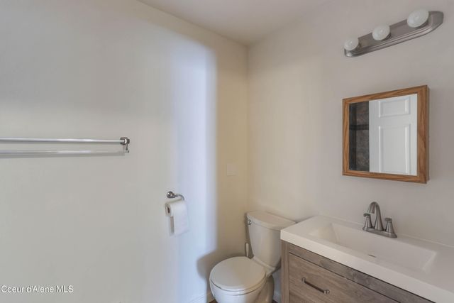 6101 Bottle Bay Road, Sagle, ID 83860