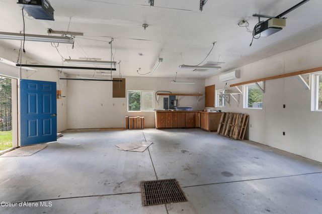 6101 Bottle Bay Road, Sagle, ID 83860