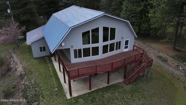 6101 Bottle Bay Road, Sagle, ID 83860