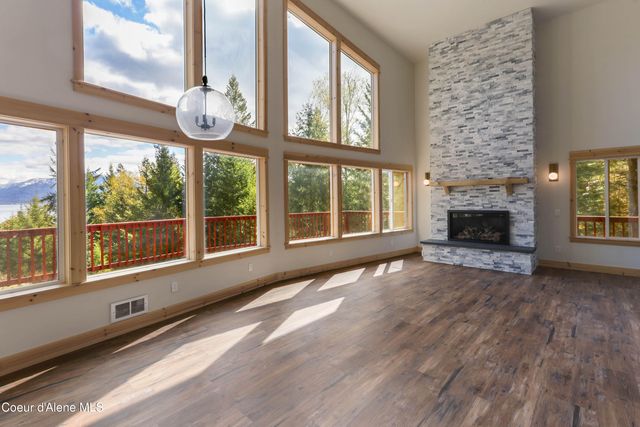 6101 Bottle Bay Road, Sagle, ID 83860