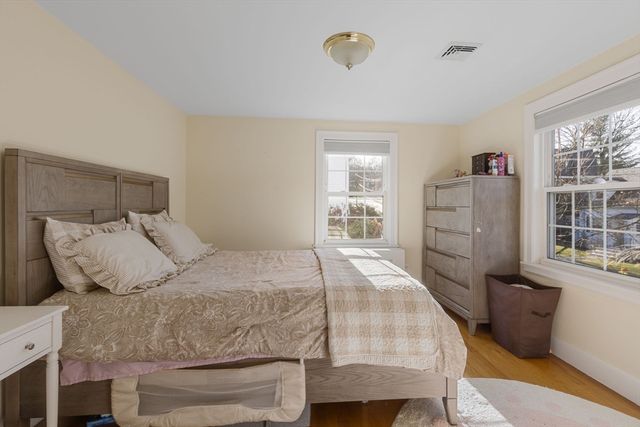 20 Brae Rd, Quincy, MA 02169