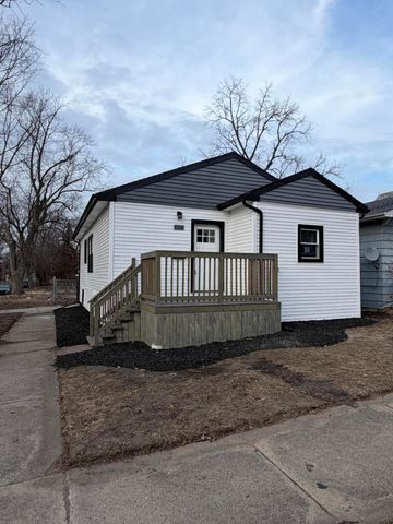 132 W 43rd Avenue, Gary, IN 46408