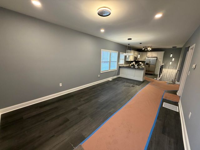 132 W 43rd Avenue, Gary, IN 46408