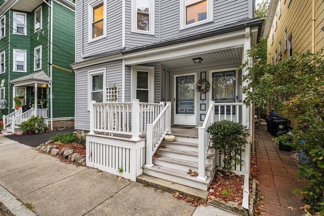 7 Mulford Street 1, Brookline, MA 02445