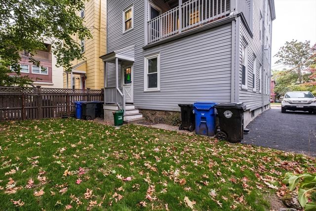 7 Mulford Street 1, Brookline, MA 02445