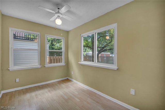 17429 Scottsdale Boulevard, Shaker Heights, OH 44120