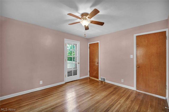 17429 Scottsdale Boulevard, Shaker Heights, OH 44120
