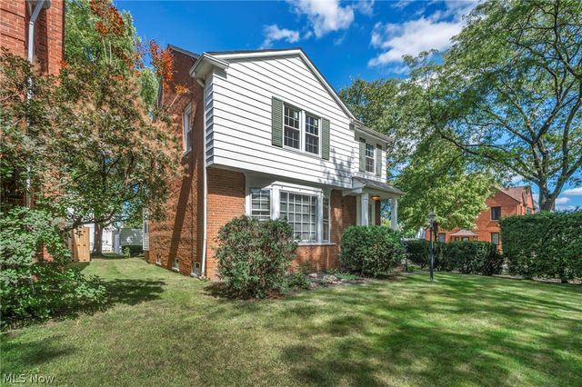 17429 Scottsdale Boulevard, Shaker Heights, OH 44120