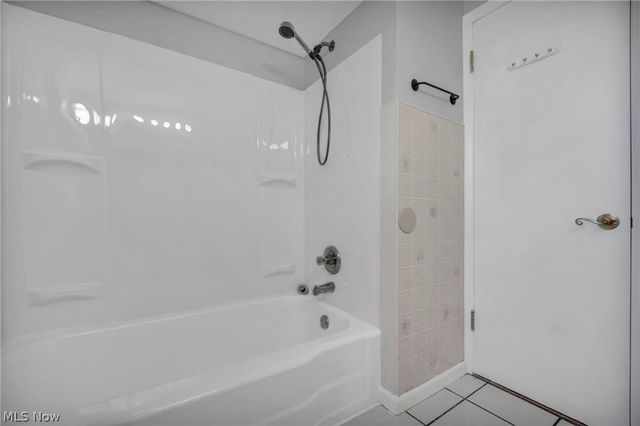 17429 Scottsdale Boulevard, Shaker Heights, OH 44120
