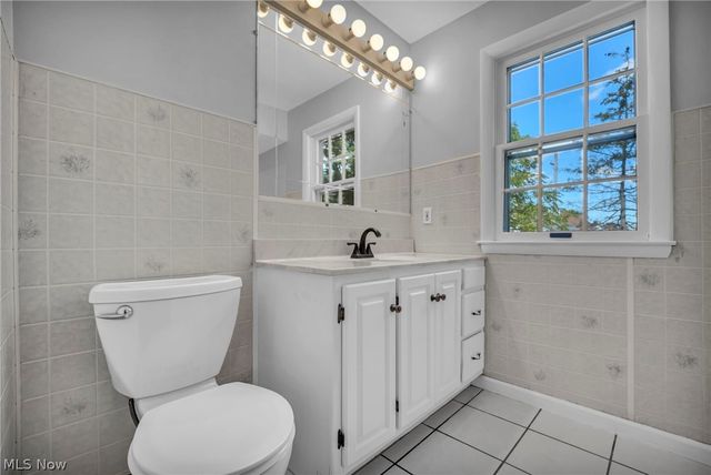 17429 Scottsdale Boulevard, Shaker Heights, OH 44120