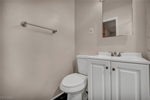17429 Scottsdale Boulevard, Shaker Heights, OH 44120