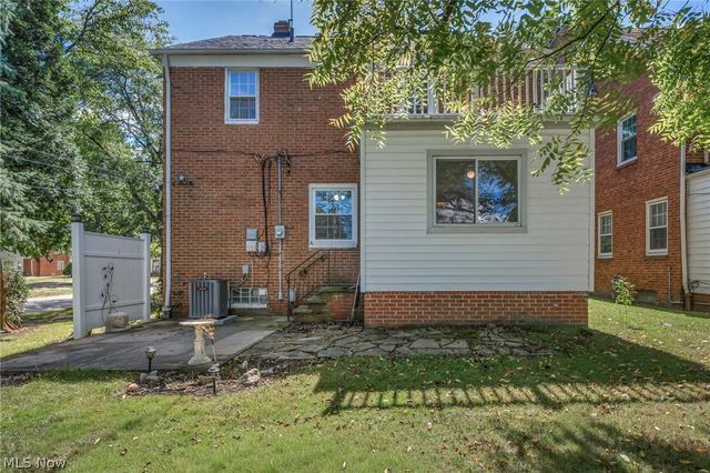 17429 Scottsdale Boulevard, Shaker Heights, OH 44120