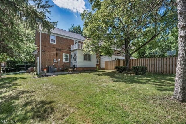 17429 Scottsdale Boulevard, Shaker Heights, OH 44120
