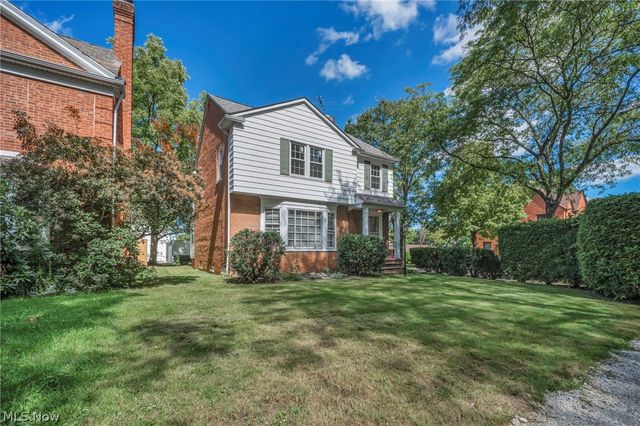 17429 Scottsdale Boulevard, Shaker Heights, OH 44120