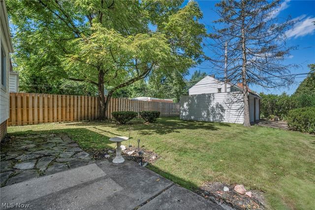 17429 Scottsdale Boulevard, Shaker Heights, OH 44120
