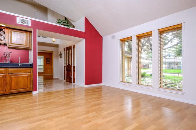 2520 Hadley Circle, Sugar Land, TX 77478