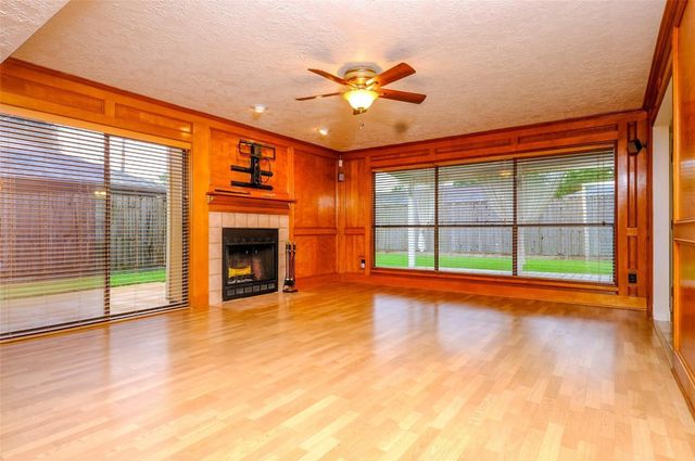 2520 Hadley Circle, Sugar Land, TX 77478