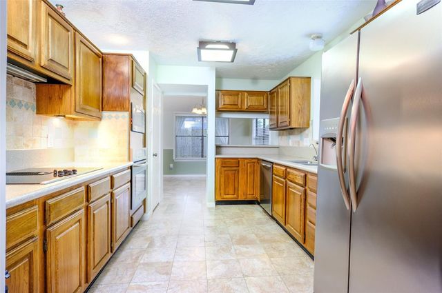 2520 Hadley Circle, Sugar Land, TX 77478