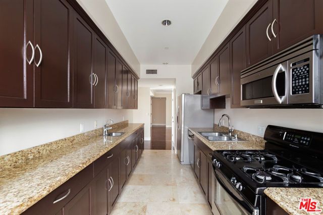 9049 Alcott Street 304, Los Angeles, CA 90035