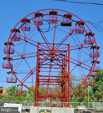 2 MARIAN RD, Phoenixville, PA 19460