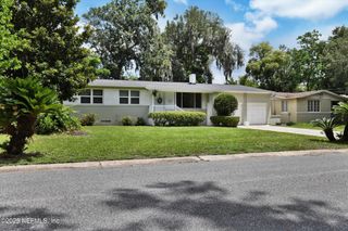 1715 CLEMSON Road, Jacksonville, FL 32217