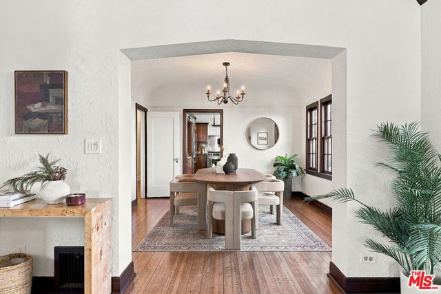 1017 N Howard Street, Glendale, CA 91207
