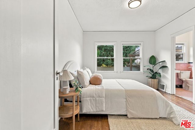 1017 N Howard Street, Glendale, CA 91207