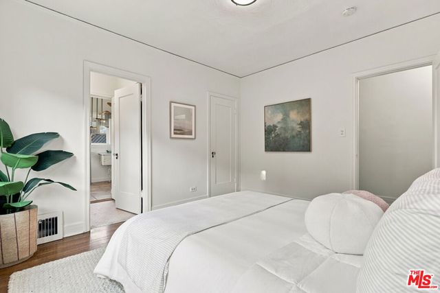 1017 N Howard Street, Glendale, CA 91207