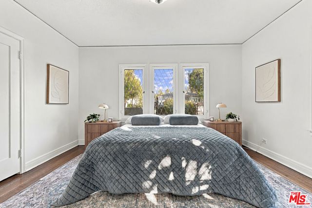 1017 N Howard Street, Glendale, CA 91207