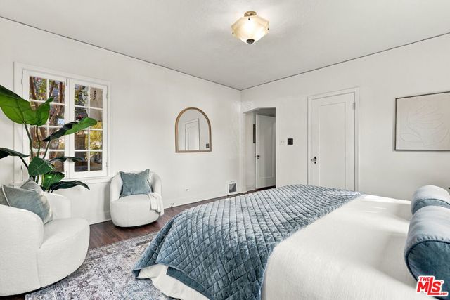 1017 N Howard Street, Glendale, CA 91207