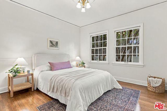 1017 N Howard Street, Glendale, CA 91207