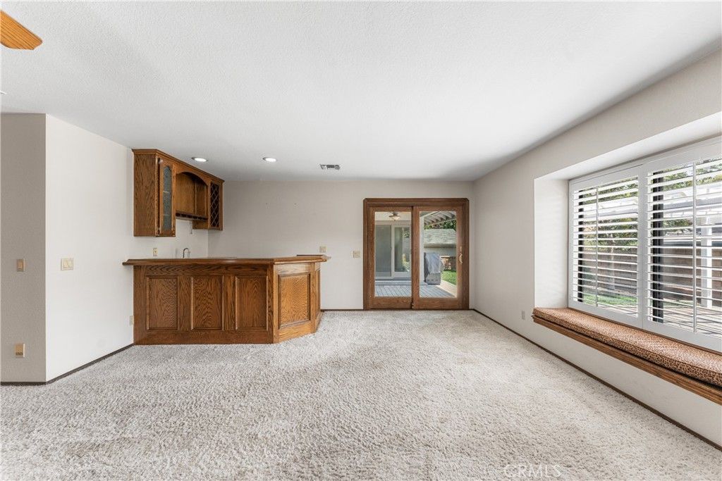 Image 14 of property listing at 41628 Crispi Lane, Quartz Hill, CA 93536