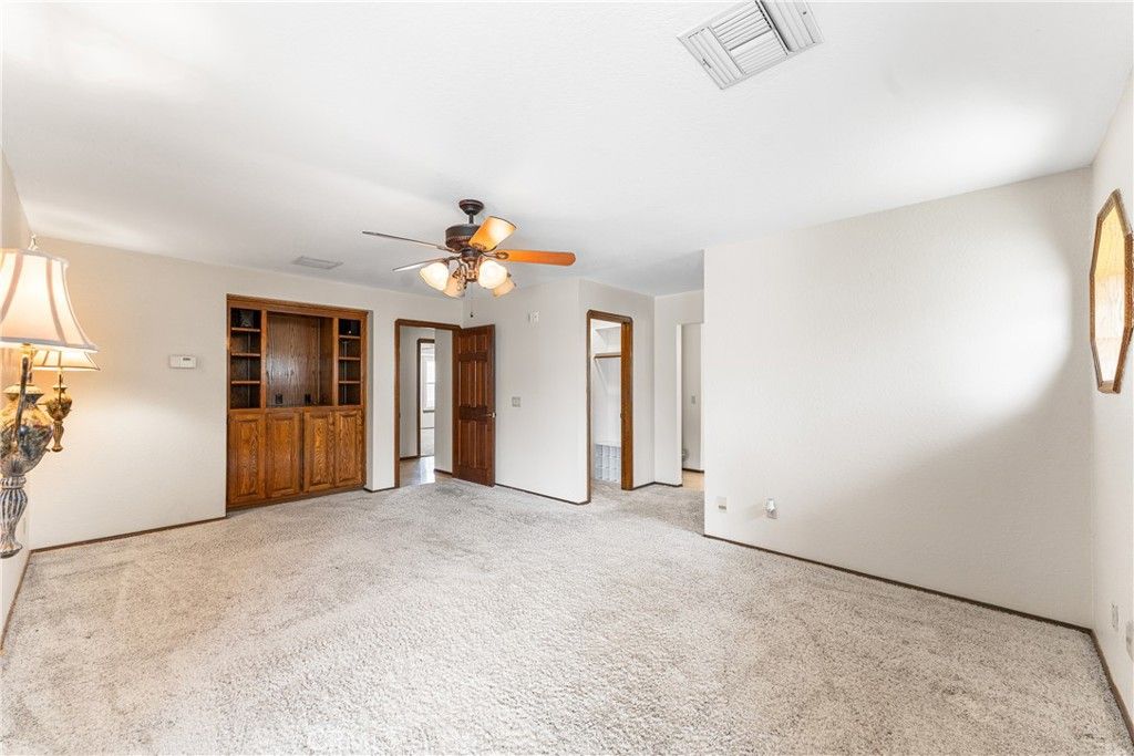 Image 24 of property listing at 41628 Crispi Lane, Quartz Hill, CA 93536