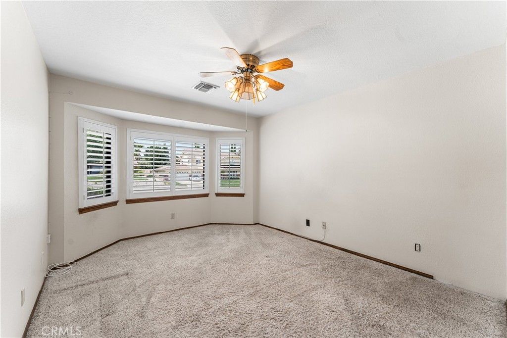 Image 33 of property listing at 41628 Crispi Lane, Quartz Hill, CA 93536
