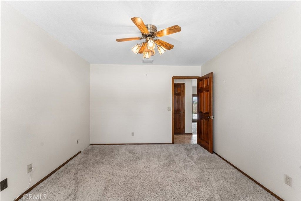 Image 34 of property listing at 41628 Crispi Lane, Quartz Hill, CA 93536