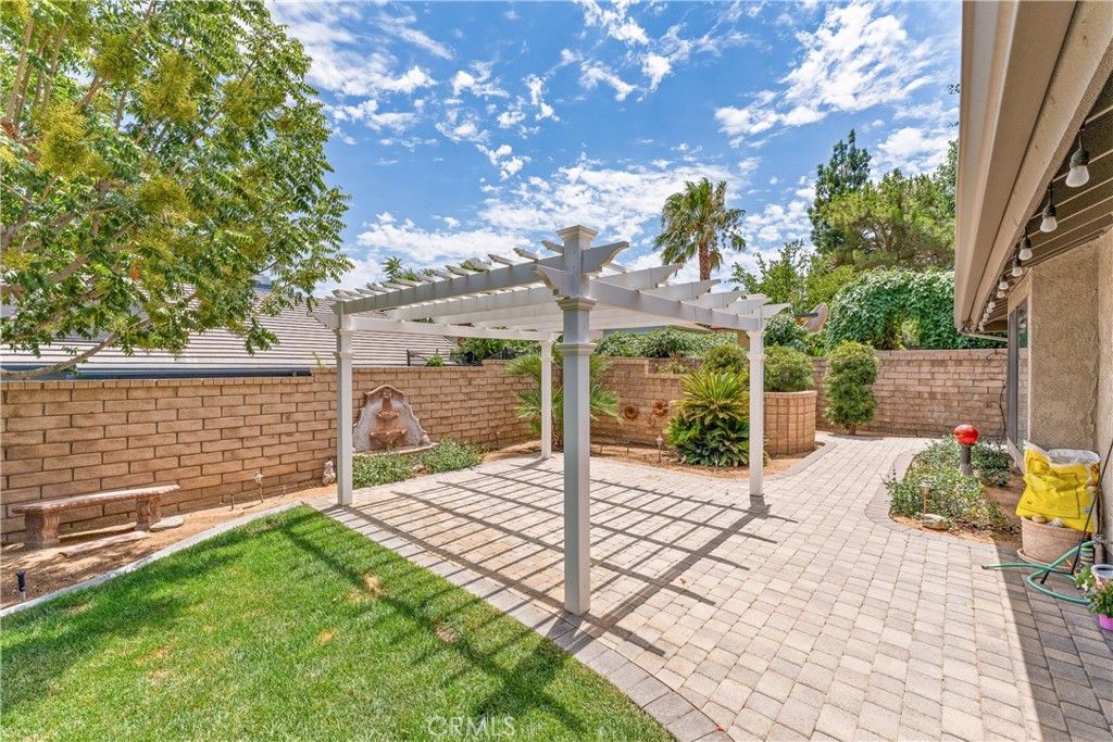 Image 39 of property listing at 41628 Crispi Lane, Quartz Hill, CA 93536