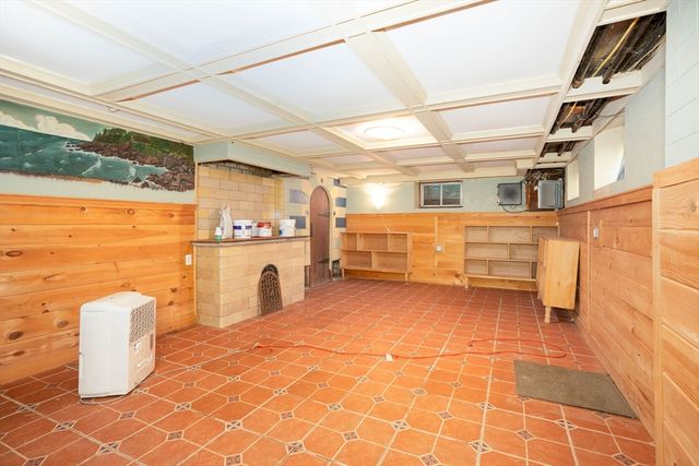 99 Fairway Dr 0, Newton, MA 02465