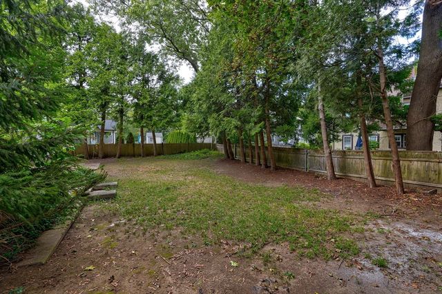 99 Fairway Dr 0, Newton, MA 02465