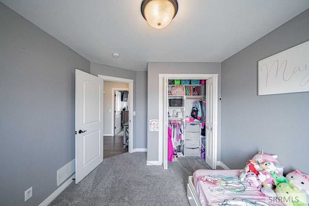 Image 26 of property listing at 111 N 3962 E, Rigby, ID 83442