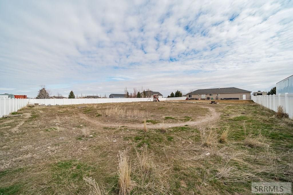 Image 38 of property listing at 111 N 3962 E, Rigby, ID 83442