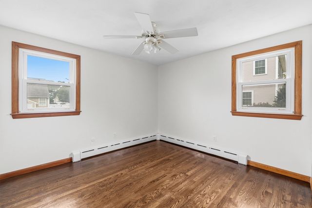 45 Pineridge St, New Bedford, MA 02740