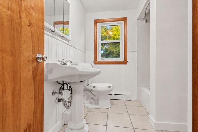 45 Pineridge St, New Bedford, MA 02740