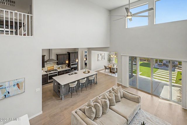 9565 W PATRICK Lane, Peoria, AZ 85383