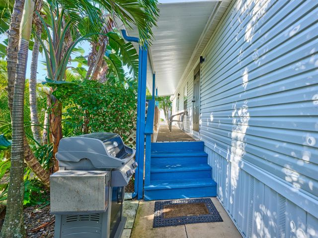 11055 SE Federal Highway 86, Hobe Sound, FL 33455