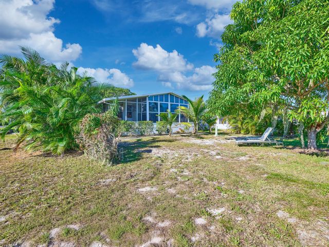 11055 SE Federal Highway 86, Hobe Sound, FL 33455