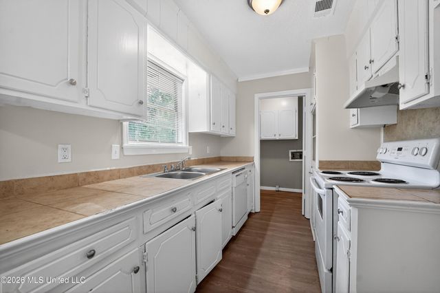148 York Drive, Jackson, MS 39209
