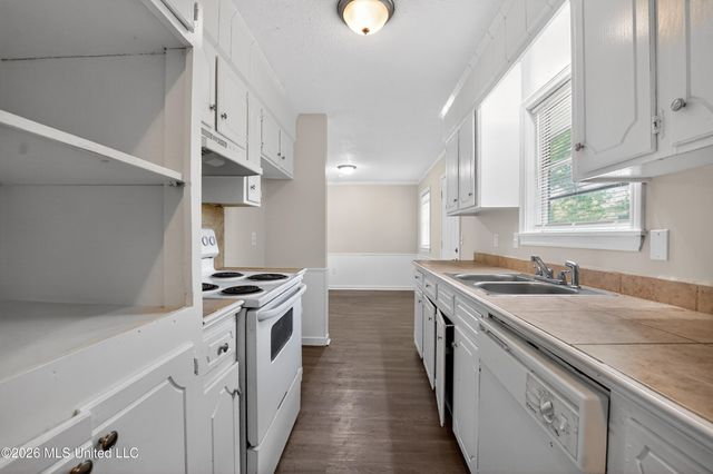 148 York Drive, Jackson, MS 39209