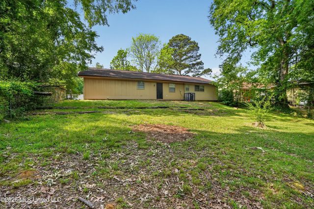 148 York Drive, Jackson, MS 39209