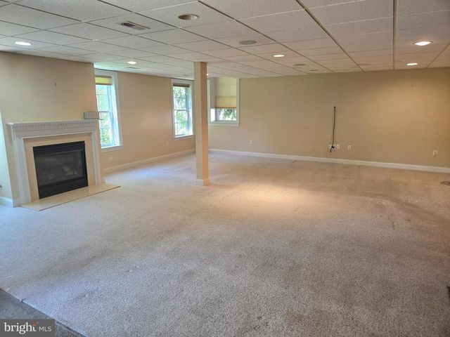 424 SNOWY OWL LN, New Hope, PA 18938