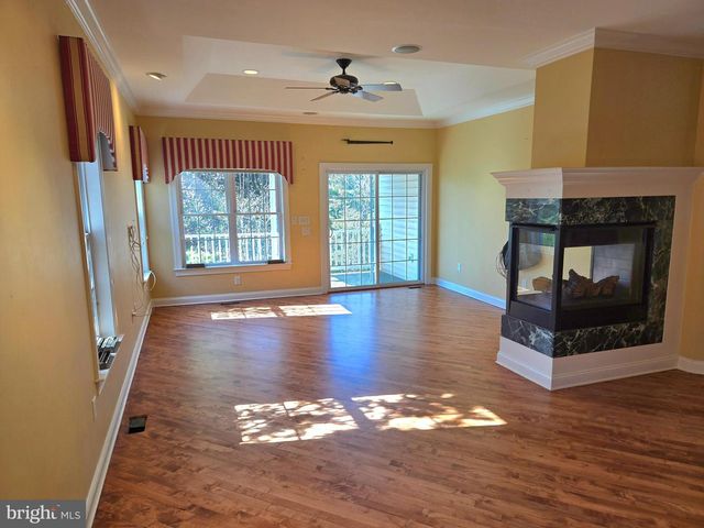 424 SNOWY OWL LN, New Hope, PA 18938